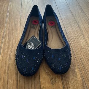 Women's Navy Flats Harborsides Size 6